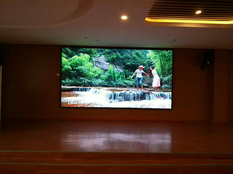 �V��?zh��n)�ý���? /></a>
                                            </td>
                                        </tr>
                                        <tr>
                                            <td align=